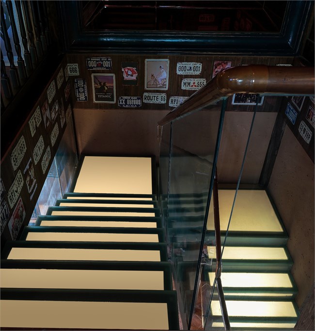 008.楼梯.jpg